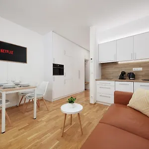 Apartament Medvedin 408, Szpindlerowy Młyn