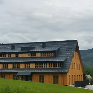 Jeleni Boudy Špindlerŭv Mlýn